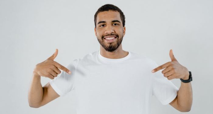 Tips hilangkan noda bandel pada pakaian putih