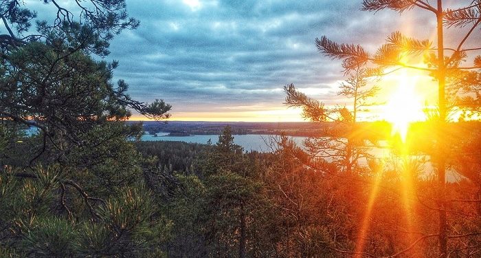 Cahaya di Langit Jiwa