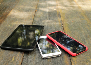 Panduan Praktis bagi Orang Tua dan Pendidik dalam Menghadapi Era Digital