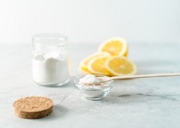 Mengatasi Ketiak Hitam dengan Baking Soda