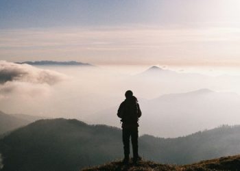 Tips mendaki untuk pemula agar tetap aman