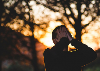 Menangis Bukan Karena Kita Lemah