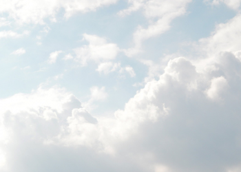 Apakah Hina Menjadi Pelayan Suami?