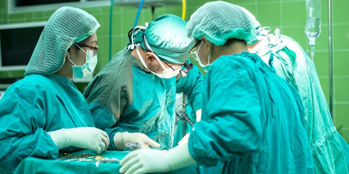 Hukum Operasi Plastik Kecantikan