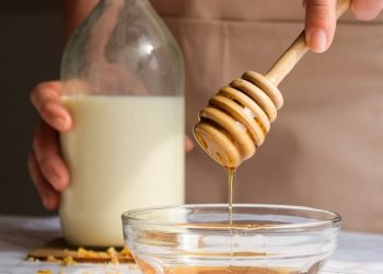 Cara Mudah Memanfaatkan Masker Susu dan Madu