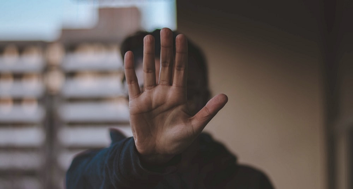 Bunda, Berhentilah Merendahkan Anakmu