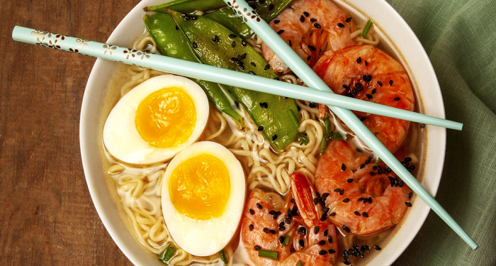 Saat si Kecil Doyan Mie Instan