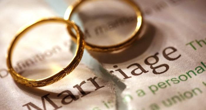 Artis yang menikah melalui proses taaruf