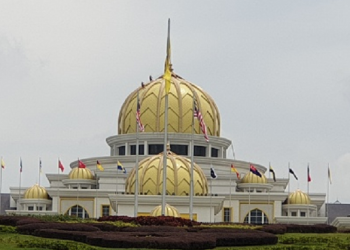 Ulama Berpolitik, Kenapa Tidak?