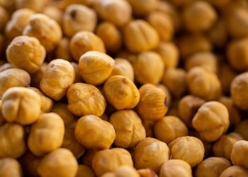 Rambut Cantik dengan Minyak Kemiri Buatan Sendiri