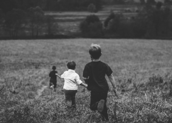 Menjaga Izzah dan Menutupi Aib Pasangan