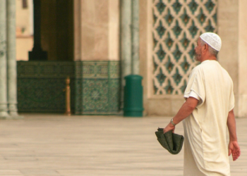 Menjaga Izzah dan Menutupi Aib Pasangan