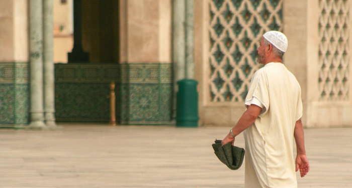 Menjaga Izzah dan Menutupi Aib Pasangan