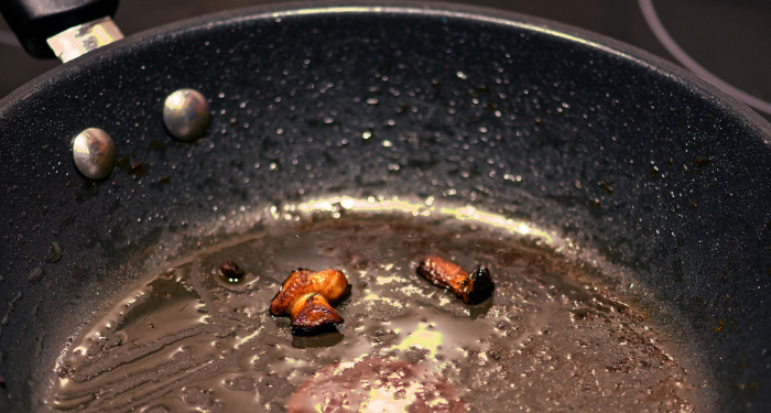 Menjaga Izzah dan Menutupi Aib Pasangan