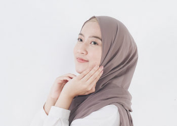 Cara Merawat Wajah agar Tidak Belang bagi Muslimah
