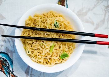 Kisah Sedih Di Balik Mie Ayam Seharga Dua Ribu