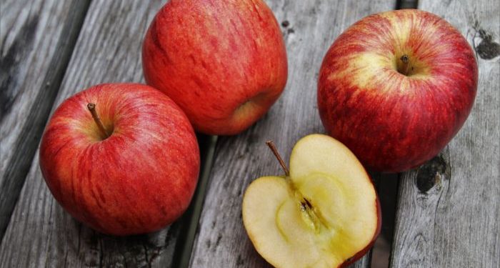 Buah yang membuat wajah halus dan lembut