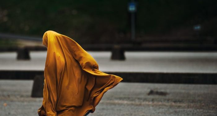 Cara mengatasi kulit kepala yang sering gatal