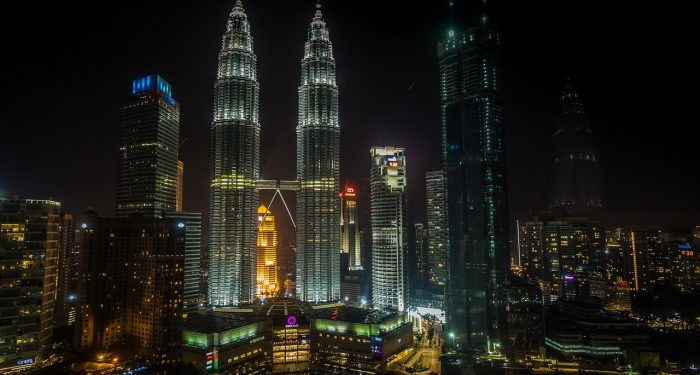 9 Kebiasaan Baik Warga Negeri Jiran yang Patut Dicontoh