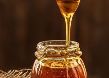 Cara mencegah bibir kering saat puasa