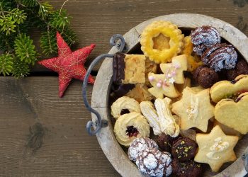 4 Tips Menyimpan Kue Kering Agar Tetap Renyah setelah Lebaran