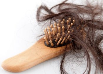 Rambut Sering Rontok, Atasi dengan 6 Cara Ini