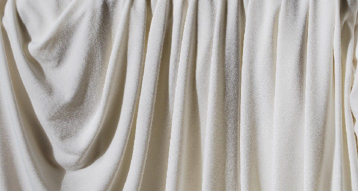 Aku Ingin Membeli Kain Kafan