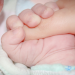 Bunda, Cari Tahu Yuk Perkembangan Tangan Bayi di Tahun Pertamanya