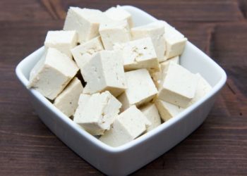 Tips menyimpan tahu agar tahan lama