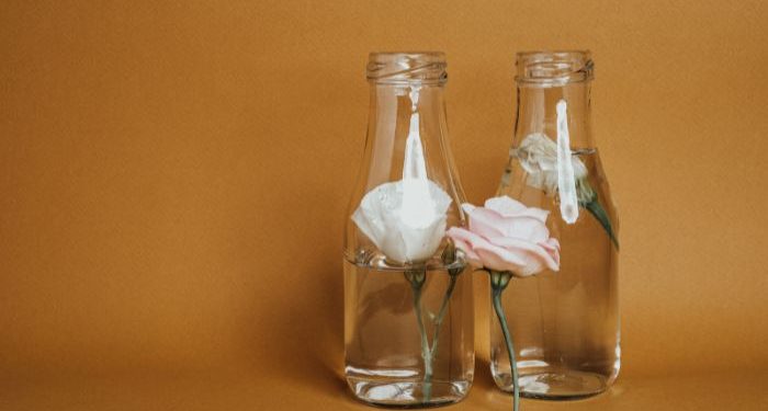 Manfaat air mawar untuk kecantikan