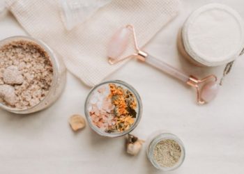 Tips Merawat Kulit bagi Pengendara Motor