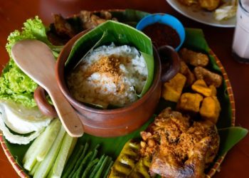 Tips Memasak Nasi Liwet Lembut dan Matang Sempurna