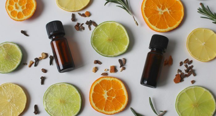 Cara Mudah Membuat Sabun Cuci Tangan Sendiri dengan 4 Bahan Saja
