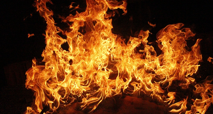 Iblis Lebih Pintar dari Kita