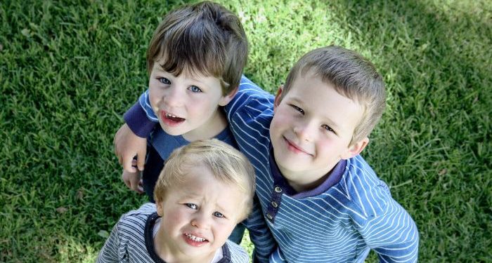 Persaingan antar Saudara