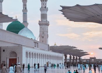 Wajah Islam di Antara Madinah, Mekah, dan Istanbul