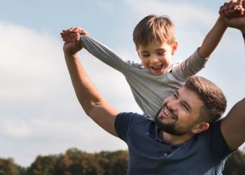 Ayah yang Istimewa, Idola Setiap Anak