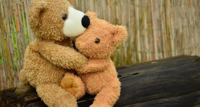 Bolehkah Saya Minta Ibu Peluk Saya?