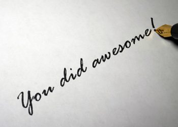 Kekuatan dalam Memuji Orang Lain