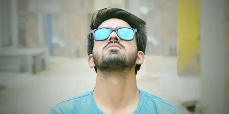 Aku Senang Berdandan untuk Isteriku