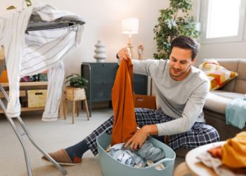 Ibadah suami dalam pekerjaan rumah tangga