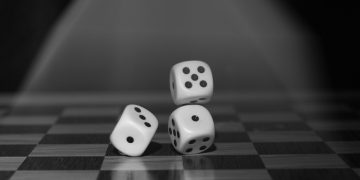 Bermain Dadu dalam Hadis Nabi, Fiqih Salaf, dan Madzhab