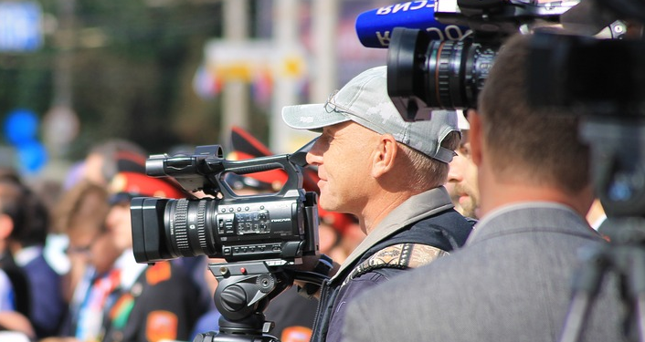 Menjadi Jurnalis Muslim, Menjadi Saksi yang Adil