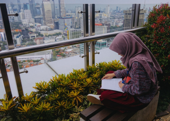 Panduan Mengikuti Kajian Online Bagi Muslimah