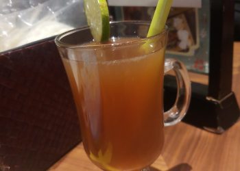 Tingkatkan Daya Tahan Tubuh Pasca Lebaran dengan Es Sereh Madu Segar