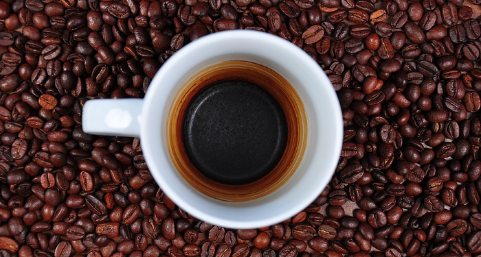 Hukum Minum Kopi