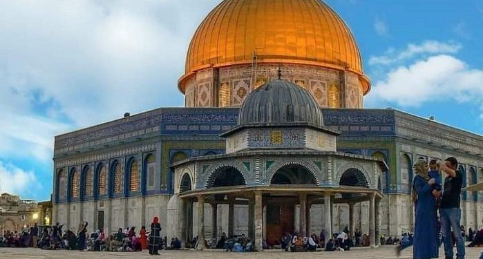 Muslimah Wahdah Bagikan Paket Ifthar untuk Palestina
