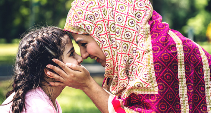 Lima Belas Bentuk Kehangatan Ibu pada Anak