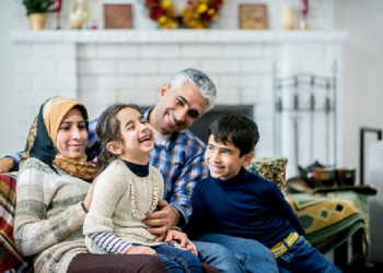 Perlu Bergurau dalam Keluarga