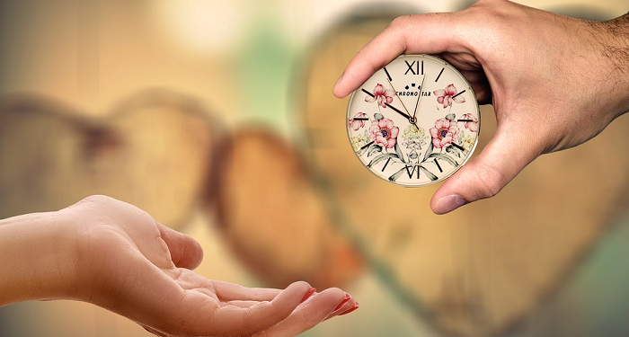 Melakukan Sesuatu untuk Orang Lain